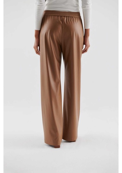 Suni Deri Kadın Pantolon Camel K2312047_035 fiyatları