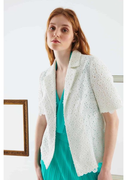 İşlemeli Kadın Ceket Beyaz Y2216033_002 modelleri