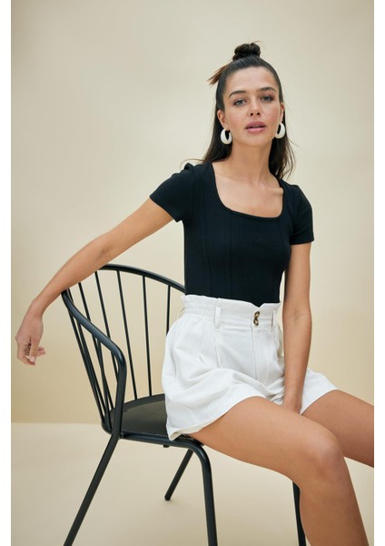 Fitted U Yaka Basic Kısa Kollu Crop Tişört A0387AX23SP
