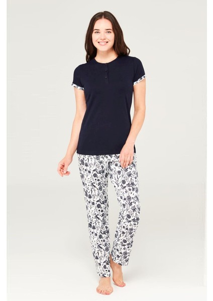 3699 Kadın 3 Düğmeli Pijama Takım