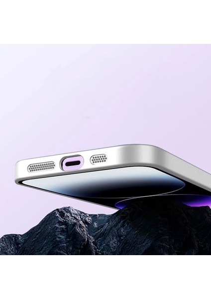 Apple iPhone 13 Pro Kılıf Zebana Lenix Silikon Kılıf (Kablosuz Şarj Destekli) Beyaz fırsatları