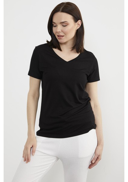 V Yaka Dökümlü Basic Tişört - Siyah modelleri