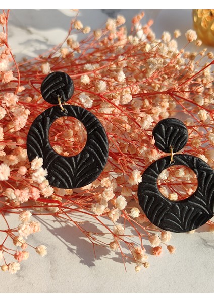 Polimer Kil Siyah Yuvarlak Kadın Küpe