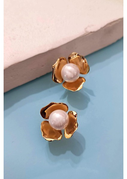 Blooming Incili Çiçek 925 Gümüş Çivili Küpe