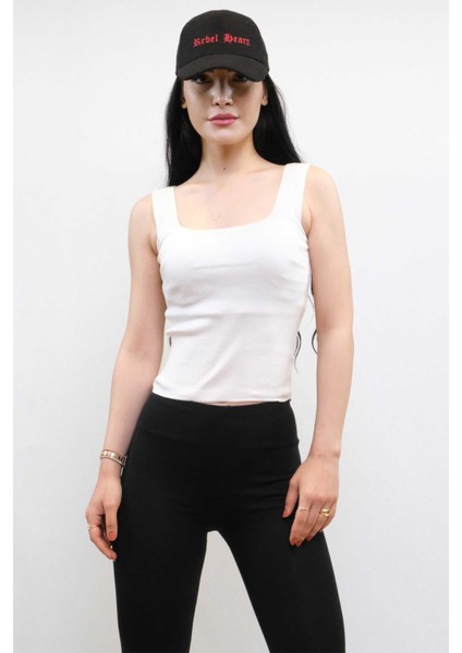 Triko Atlet Beyaz fiyatları