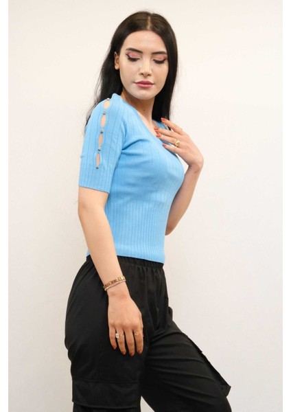 Kolları Taşlı Triko Bluz Mavi fiyatları