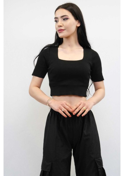 Kare Yaka Triko Crop Siyah
