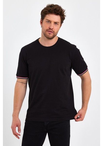 Erkek Siyah Basic Kolları Şeritli %100 Pamuk Bisiklet Yaka Regular Fit T-Shirt