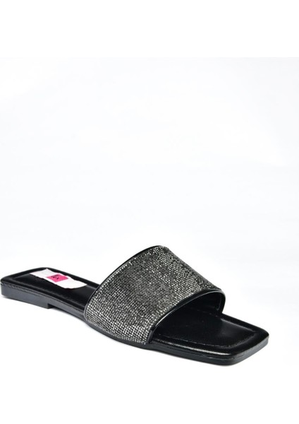 P820038614 Siyah Kalın Bantlı Sim Detaylı Kadın Terlik fiyatları