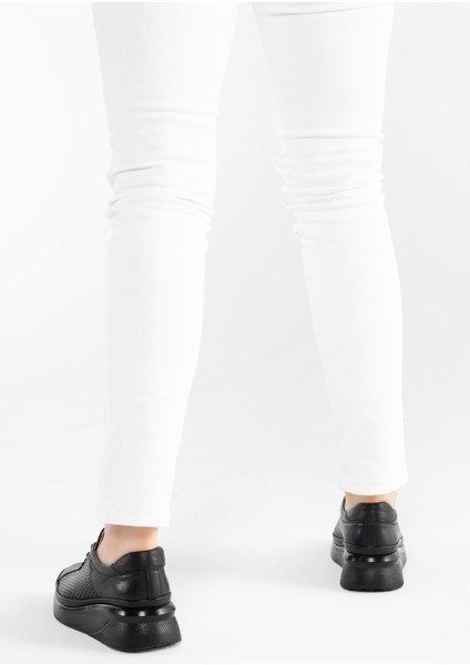 Kadın Derı Comfort Ayakkabı 824 3537 Bn Ayk Y23 fiyatları