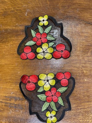 Gönülden Tasarım 15x12 cm 2'li Çiçekli Aplike Arma Giyim Dikiş Aksesuarı Zarif Nakış İşlemeli