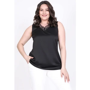 V-Yakalı Dantelli Bluz 45553