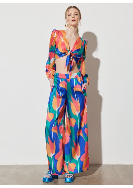 Berrak Tüzünataç x Wrangler Cepli Regular Fit Yüksek Bel Çok Renkli Pantolon W231591900 fiyatları