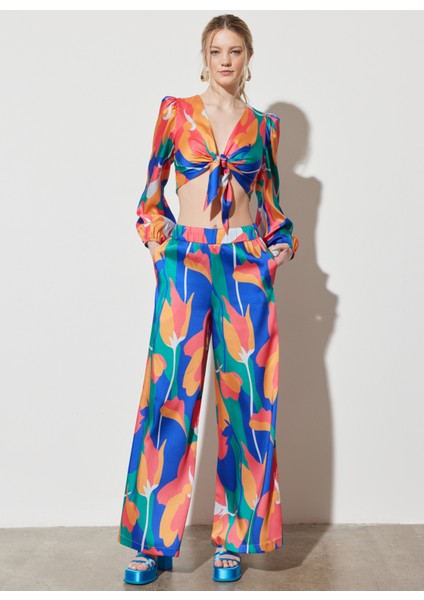 Berrak Tüzünataç x Wrangler Cepli Regular Fit Yüksek Bel Çok Renkli Pantolon W231591900 modelleri