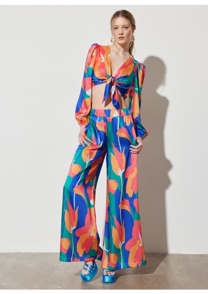 Berrak Tüzünataç x Wrangler Cepli Regular Fit Yüksek Bel Çok Renkli Pantolon W231591900 fırsatları