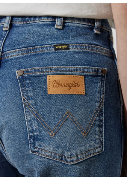 Yüksek Bel Dar Paça Mom Fit Kadın Denim Pantolon W246009XT
