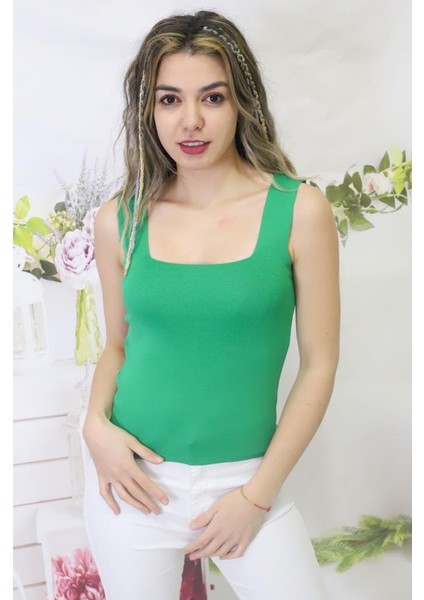Kadın Yeşil Kare Yaka Triko Atlet Bluz Crop Standart Beden
