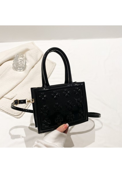 Tek Omuz Çapraz Askılı Şık Küçük Kare Çanta (Yurt Dışından) modelleri