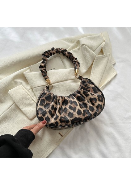 Kişilik Moda Basit Omuz Çantası Çanta Ilkbahar ve Yaz Kırmızı Koltuk Altı Çantası (Yurt Dışından) fırsatları