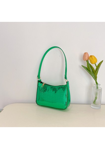 Küçük Kare Omuzdan Askili Çanta (Yurt Dışından)