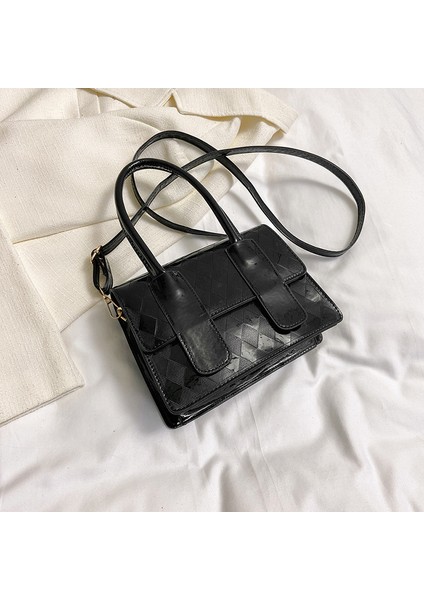 Tek Omuz Çapraz Askılı Düz Renk Küçük Kare Çanta (Yurt Dışından)