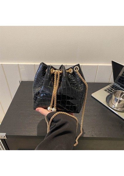 Kadın Omuz Askılı Çanta Kova Çantası (Yurt Dışından) modelleri