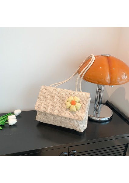 Batı Tarzı Postacı Çantası ile Üç Boyutlu Çiçekler (Yurt Dışından)