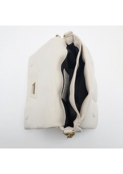 Kadınların Çantası Kış Yeni Beyaz Metal Detayları Kışkırtılmış Mesajlaşma Çantası Moda Tek Omuz Zinciri Küçük Kare Çantası (Yurt Dışından) indirimleri