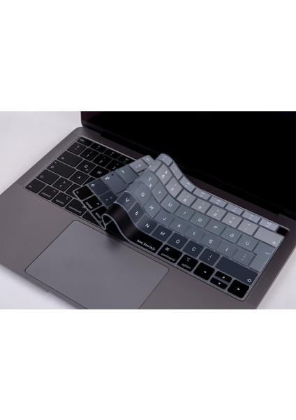 Laptop Macbook Air Klavye Kılıfı Türkçe Q Harf Baskılı A1932 ile Uyumlu Ombre