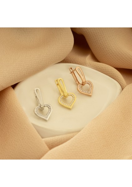 Zirkon Taşlı Kalp Biçimli 925 Ayar Silver Renk Gümüş Küpe