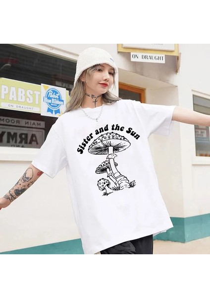 Sister And The Sun Mushrooms Beyaz T-Shirt