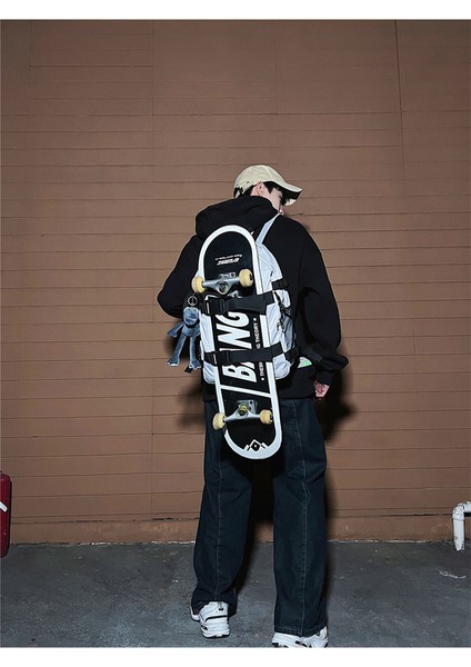 Yeni Unisex Sırt Çantası Seyahat Hip-Hop Moda Marka Fonksiyonel Kaykay Çantası Büyük Kapasiteli Serin Spor Sırt Çantası Kişilik Yakışıklı Okul Sırt Çantası (Yurt Dışından) fiyatları