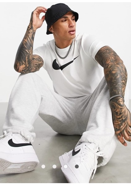 M Nsw Tee Good Chest Swsh Fs Erkek Tişört Cng fiyatları