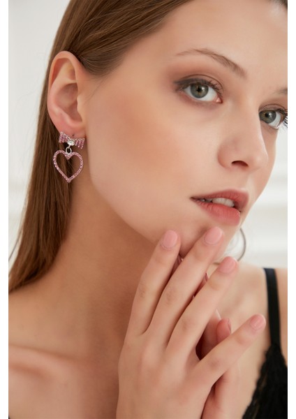 Kadın Pembe Papyon Kalp Model Kristal Zirkon Taşlı Günlük Küpe Modeli Abiye Elbise Sevgililer Günü