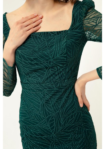 Kadın Zümrüt Yeşili Kare Yaka Simli Midi Abiye Elbise modelleri