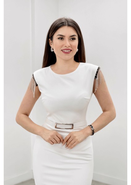 Krep Kumaş Omuz Püsküllü Kalem Abiye Elbise - Beyaz fırsatları