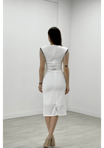 Krep Kumaş Omuz Püsküllü Kalem Abiye Elbise - Beyaz indirimleri