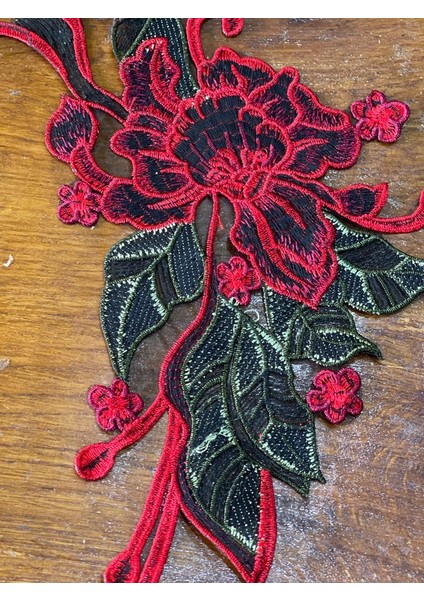 28X15 cm Nakış Işlemeli Çiçekli Aplike Arma Dikiş Hobi Aksesuarı