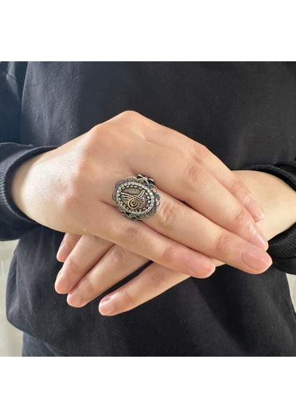 925 Ayar Gümüş Osmanlı Tuğra Motifli Zirkon Taşlı Eskitme Model Kadın Yüzük modelleri