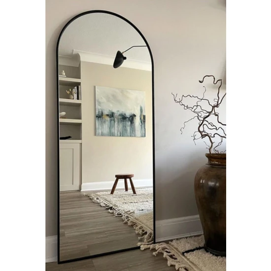Lyn Home & Decor Siyah Metal Çerçeveli Oval Ayaklı Boy Aynası 180 x 60 cm