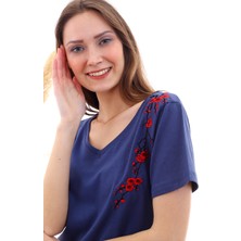 Miss Lusi 20050526 Süprem Omuzu Çiçek Nakışlı Kısa Kol Bluz Indıgo