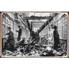 Hayat Poster Bombalanmış Kütüphane Retro Vintage Ahşap Poster