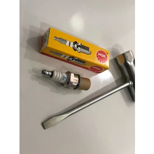 Nadacrafts Ngk Motorlu Tırpan Ve Testere Uyumlu Buji + Buji Anh.