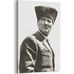 Kalpaklı Atatürk Portresi Kanvas Tablo Tablosu