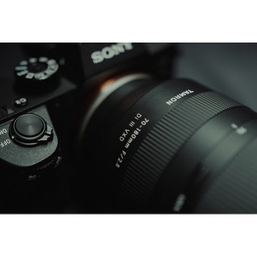 Tamron 70-180 mm F/2.8 Di III Vxd Lens (Sony E) Fiyatı, 5.0 Puanı İle