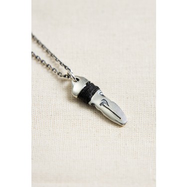 Sans Kus Tuyu Siyah Ip Erkek Kolye Bikutumutluluk