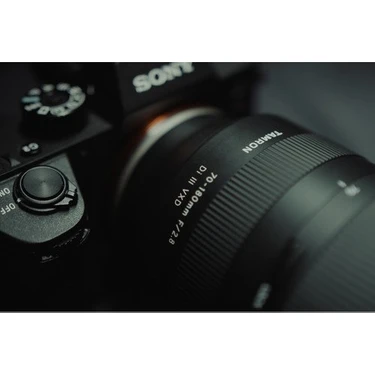Tamron 70-180 mm F/2.8 Di III Vxd Lens (Sony E) Fiyatı, 5.0 Puanı İle