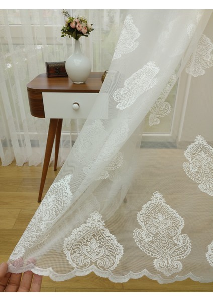 Damask Desenli Özel Örme Dokulu Tül Perde 550 x 260 Seyrek Pile 1/2