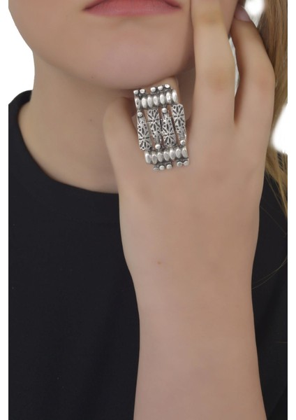 Kadın Antik Gümüş Kaplama Yüzük