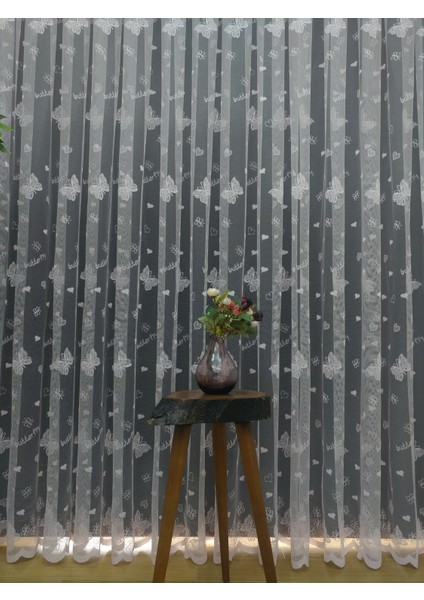 Kelebek Desenli Çocuk Odası Perdesi 100 x 260 Seyrek Pile 1/2